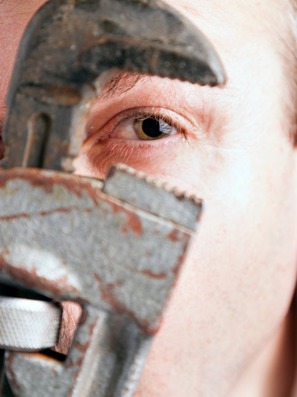 Klempner Düsseldorf - Sanitär-Installation - Klempnerarbeiten - Abflussreinigung - Rohrreinigung - Sanitärinstallateur